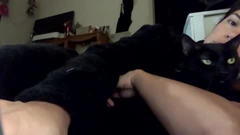 SummerPeach online show from January 20, 2025, 3:28 pm