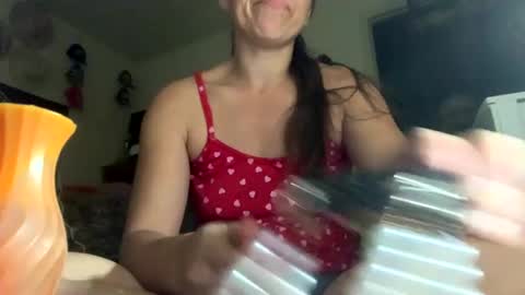 SummerPeach online show from January 21, 2025, 5:05 am