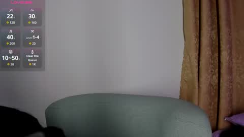 Snapshot of maddie_01 chatting on June 10, 2026, 11:53 am Maddie online show from June 10, 2026, 11:53 am