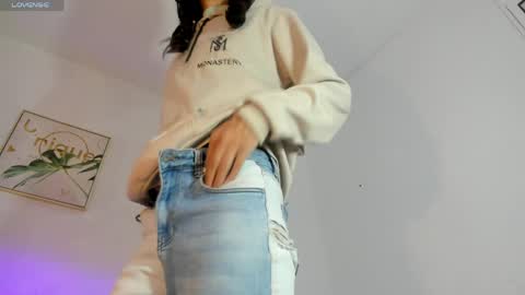 Maddie Ray online show from April 14, 2026, 11:05 am