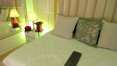 Snapshot of maddieparker chatting on February 23, 2026, 7:55 pm online show from February 23, 2026, 7:55 pm