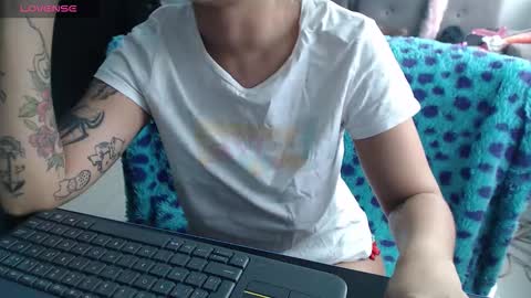 maddiie and clyde online show from March 3, 2026, 2:12 pm