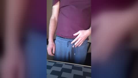 Snapshot of maddinho2017 chatting on April 7, 2026, 5:52 am Maddinho2017 online show from April 7, 2026, 5:52 am