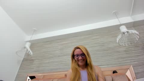 maddy cartter online show from September 16, 2025, 11:22 am