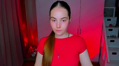 maddy_gate online show from May 17, 2026, 2:57 pm