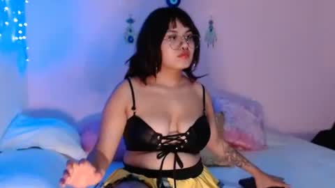 Maddy  online show from March 5, 2025, 12:38 am