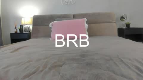 Snapshot of maddy_midnight chatting on November 14, 2025, 6:45 am maddy_midnight online show from November 14, 2025, 6:45 am