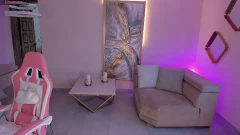 Snapshot of maddyowens_ chatting on July 13, 2026, 11:24 am Maddy Owens online show from July 13, 2026, 11:24 am