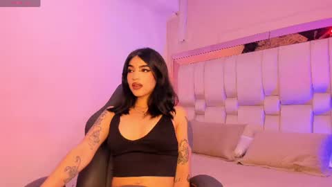 Snapshot of maddyperez8 chatting on June 30, 2026, 3:29 am BELLA online show from June 30, 2026, 3:29 am