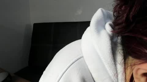 Snapshot of madelaine_blosson chatting on May 11, 2026, 10:21 am Madelaine online show from May 11, 2026, 10:21 am