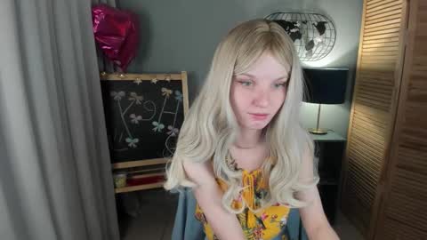 madelaines online show from November 15, 2025, 9:28 am