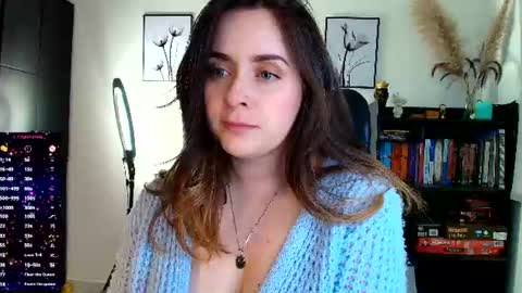 madelamee online show from July 15, 2026, 12:38 am