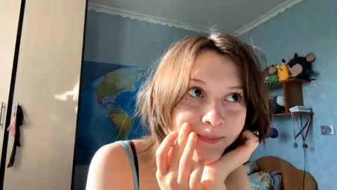 madelynsojourner online show from May 18, 2026, 3:02 am