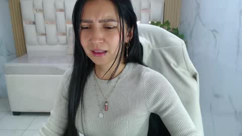 Madhison  online show from April 12, 2026, 3:55 am