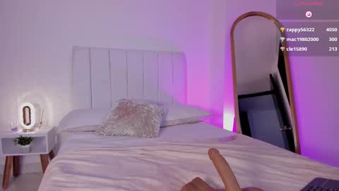 Snapshot of madison__evans chatting on March 5, 2025, 8:43 am Valentina 1030 530 - online show from March 5, 2025, 8:43 am