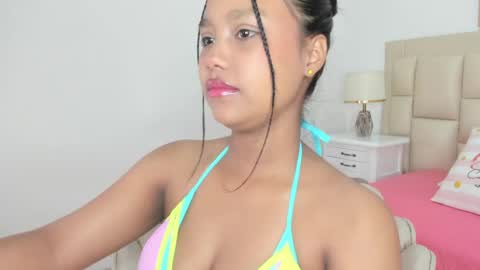 Snapshot of madisongomez16 chatting on June 2, 2026, 11:01 am madisongomez16 online show from June 2, 2026, 11:01 am