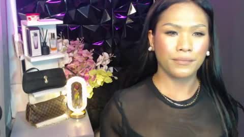 Snapshot of madisonwill_ chatting on April 15, 2026, 12:45 pm MADISONWILL online show from April 15, 2026, 12:45 pm