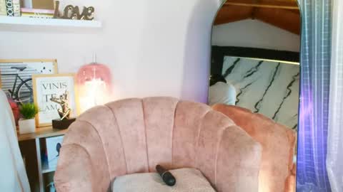 MADISSOONE  online show from February 24, 2025, 2:30 am