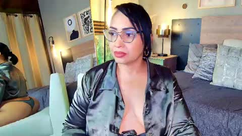 MADISSOONE  online show from May 31, 2026, 1:25 am