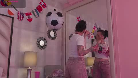 MadissonPayton online show from June 25, 2026, 1:48 pm
