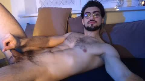 Snapshot of madmaxbad chatting on January 22, 2025, 1:53 am madmaxbad online show from January 22, 2025, 1:53 am