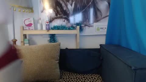 Elizabeth online show from February 28, 2025, 1:37 am