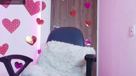 mady  online show from February 25, 2025, 7:20 am