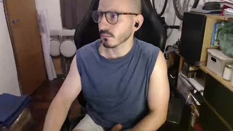 Snapshot of madziula chatting on December 30, 2024, 3:47 am Peter online show from December 30, 2024, 3:47 am