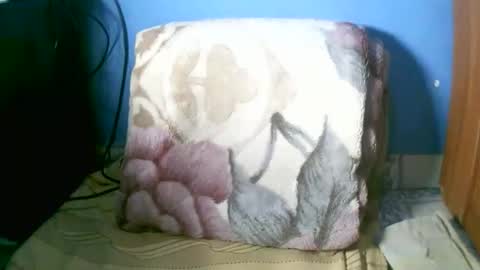 MaelahLove online show from March 26, 2026, 2:06 am