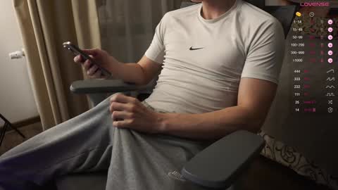 Mike XMaestro 3369 online show from January 7, 2025, 10:19 pm