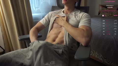 Mike XMaestro 3369 online show from January 9, 2025, 8:24 am