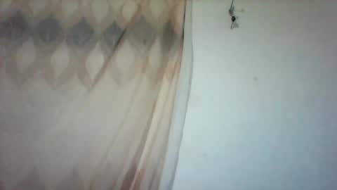 maevre_ online show from February 12, 2026, 8:31 am