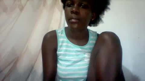 maevre_ online show from February 13, 2026, 9:05 am