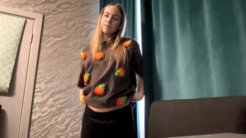 Sara online show from March 22, 2026, 6:17 am