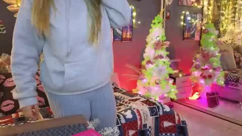 mafecosecret online show from January 7, 2026, 4:48 am