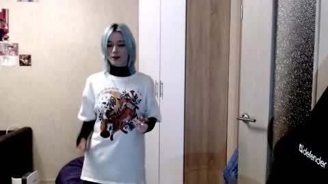 Sophia online show from November 13, 2025, 3:55 pm