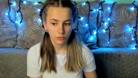 Maggie online show from December 4, 2025, 12:09 am