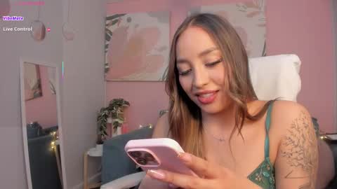   online show from December 22, 2025, 4:26 pm