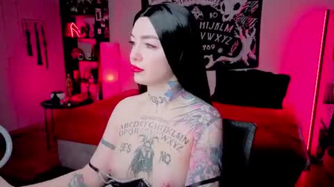 Snapshot of magic_alie chatting on June 13, 2026, 8:29 pm Magic Allie online show from June 13, 2026, 8:29 pm