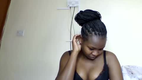 Bliss online show from November 24, 2025, 4:12 am