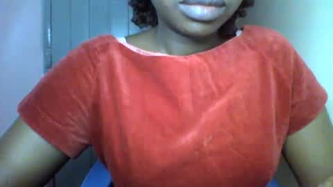 Snapshot of magic_bliss chatting on April 18, 2026, 2:43 pm Bliss online show from April 18, 2026, 2:43 pm