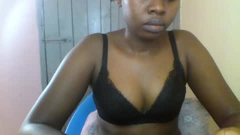 Snapshot of magic_bliss chatting on June 25, 2026, 5:23 am Bliss online show from June 25, 2026, 5:23 am