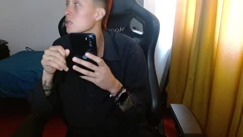 Jade online show from January 28, 2025, 4:19 pm