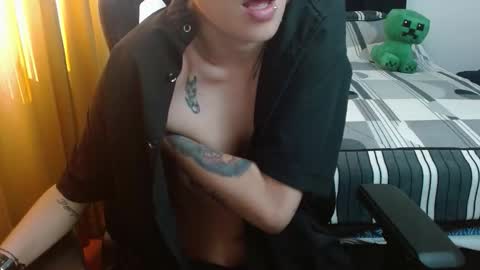 Jade online show from January 9, 2026, 2:53 pm