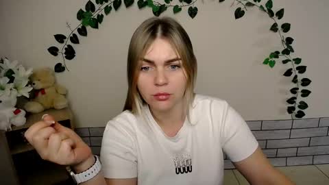 magic_katarina_ online show from December 26, 2024, 9:44 am