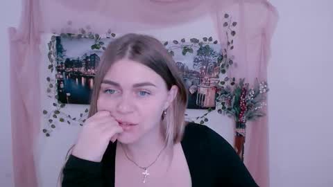 magic_katarina_ online show from November 18, 2025, 9:58 am