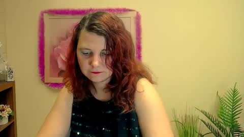 Kristy online show from December 19, 2025, 8:32 am