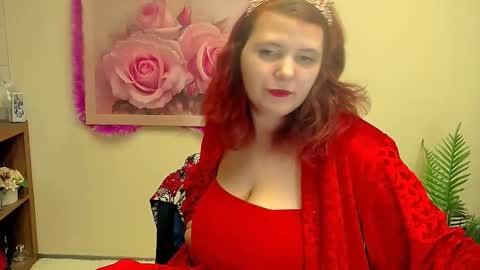 Kristy online show from December 22, 2025, 8:44 am