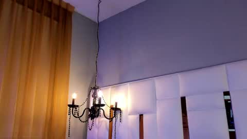 Snapshot of magic_marg chatting on March 12, 2025, 12:53 am Marge online show from March 12, 2025, 12:53 am