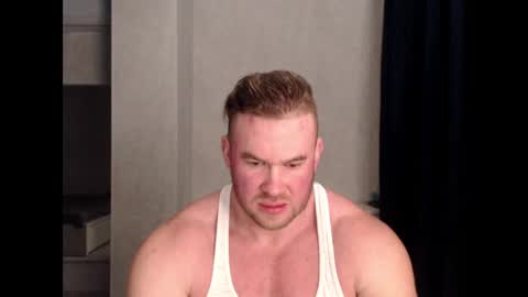 Snapshot of magicmax2017 chatting on January 23, 2025, 5:02 am magicmax2017 online show from January 23, 2025, 5:02 am